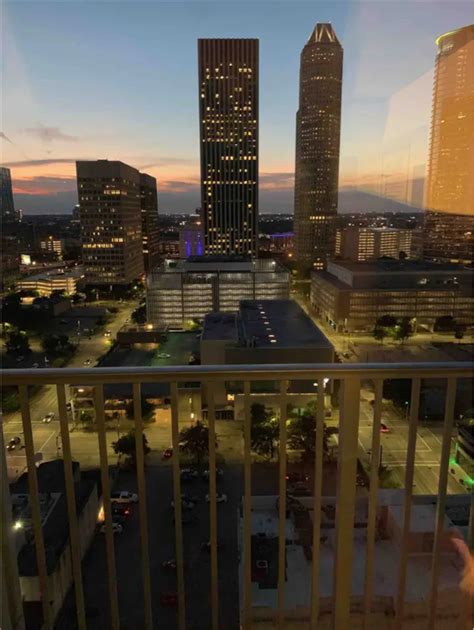 airbnb downtown houston